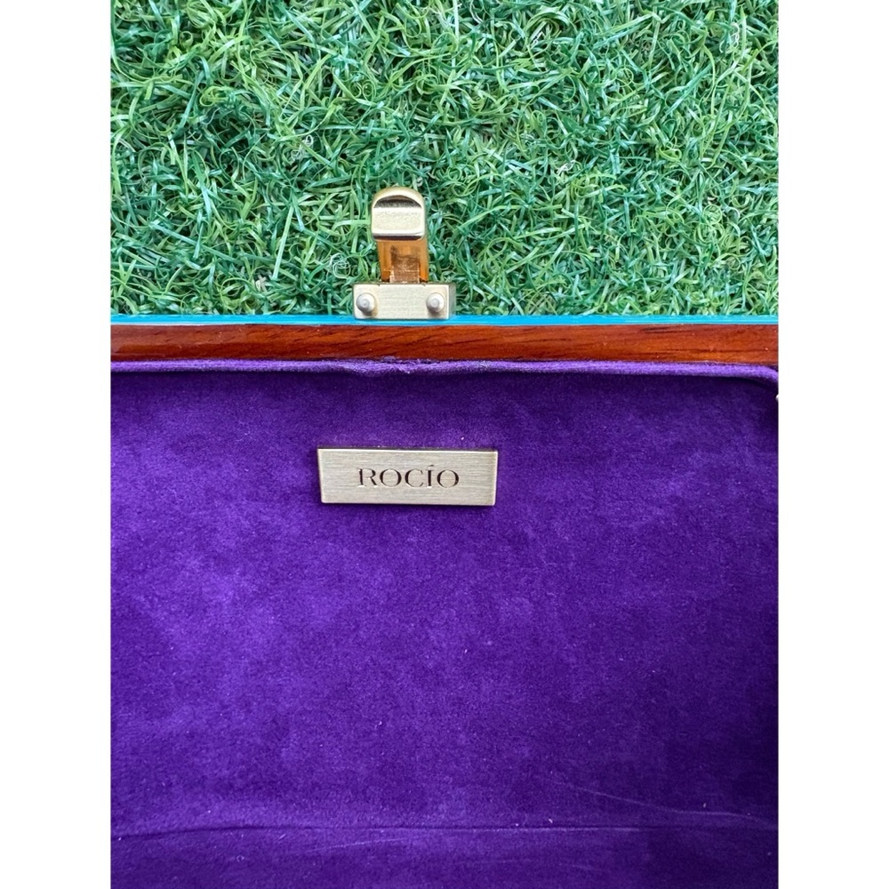 NWT elegant blue Rocio clutch, removable strap. - Picture 6 of 16
